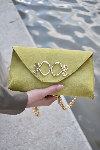 Glowy Suede Lime